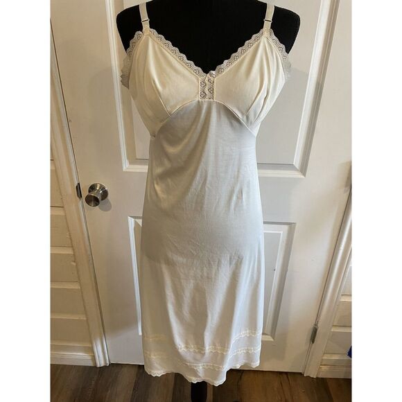 Shadowline Other - Vintage Shadowline Full Slip Nightgown Cottagecore Babydoll Dress 38 Tall USA